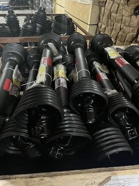 Карданний вал для жатки L = 140 см, 21/шестигранник 28,5, хрестовина 32х76 AXE10340 2399846881 фото