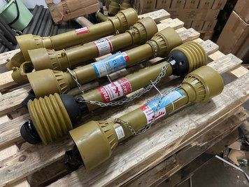 Карданний вал на косарку, 6*6 8*8 6 шліців 510 мм по центрах хрестовин, 710 мм по кінцях вилок 2321813225 фото
