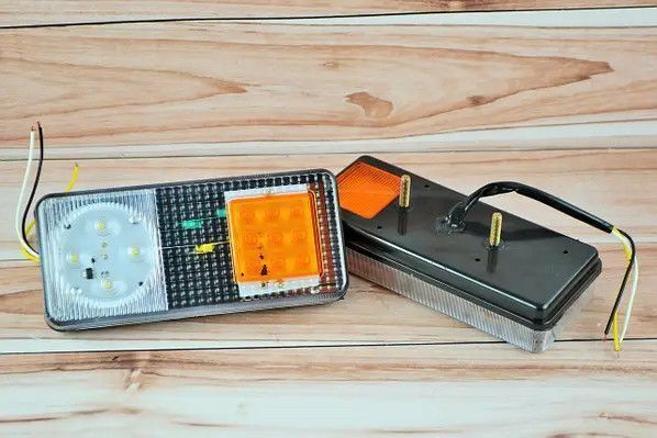 Фонарь передний Ф-402 LED (МТЗ, ЮМЗ, Т-40) нового образца Ф402LED фото